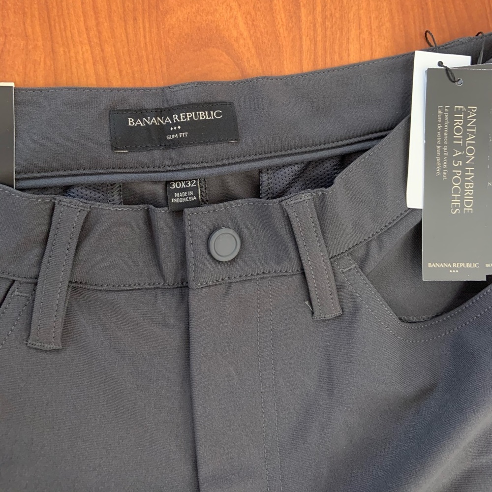 Men’s charcoal grey hybrid work pant.
